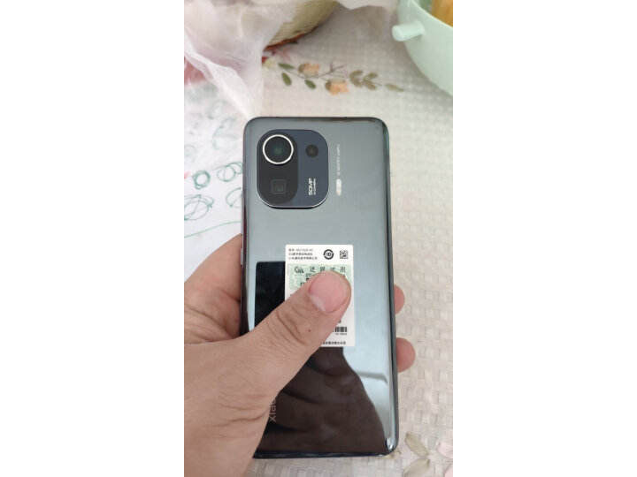 效果评测：小米11 Pro 5G 骁龙888 2K AMOLED四曲面柔性屏手机怎么样？好不好用？