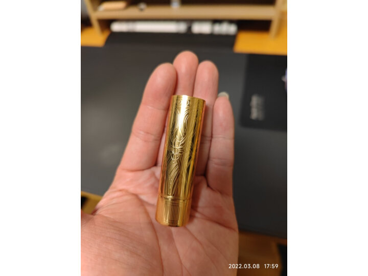 使用参考：古驰(GUCCI)倾色丝润小碎花水光唇膏口红#25 怎么样？值得入手吗？