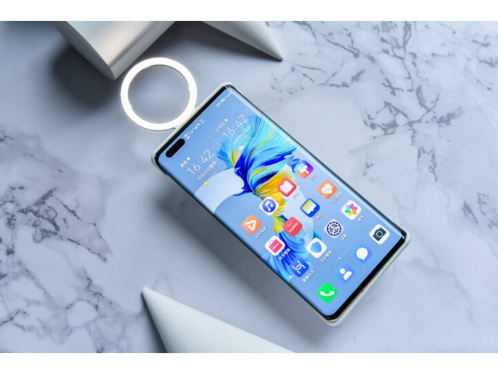 口碑评测：华为HUAWEIMate40Pro4GGB+256GB亮黑色华为手机【搭载HarmonyOS2】怎么样？质量反馈好吗？